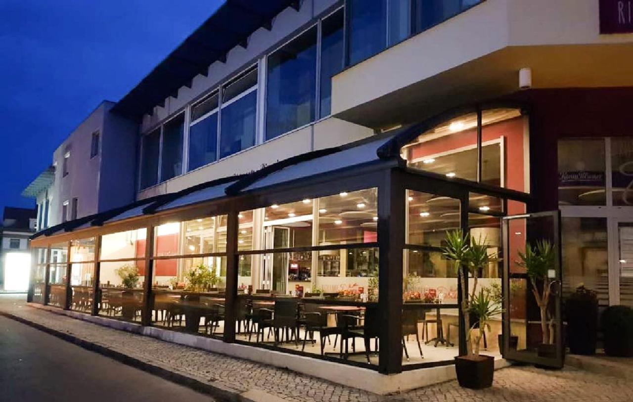 Hotel Toscana Borna Extérieur photo